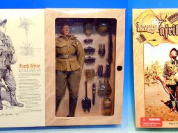 Action Figuren etc