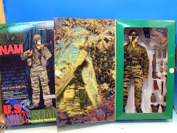 Action Figuren etc